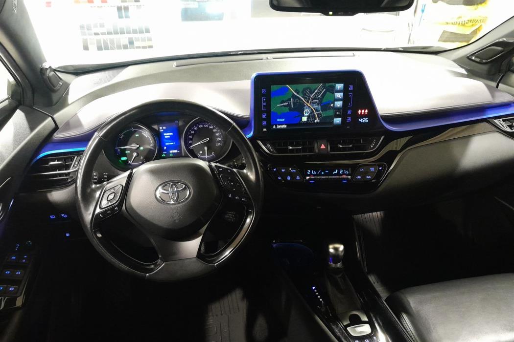 TOYOTA C-HR 2016