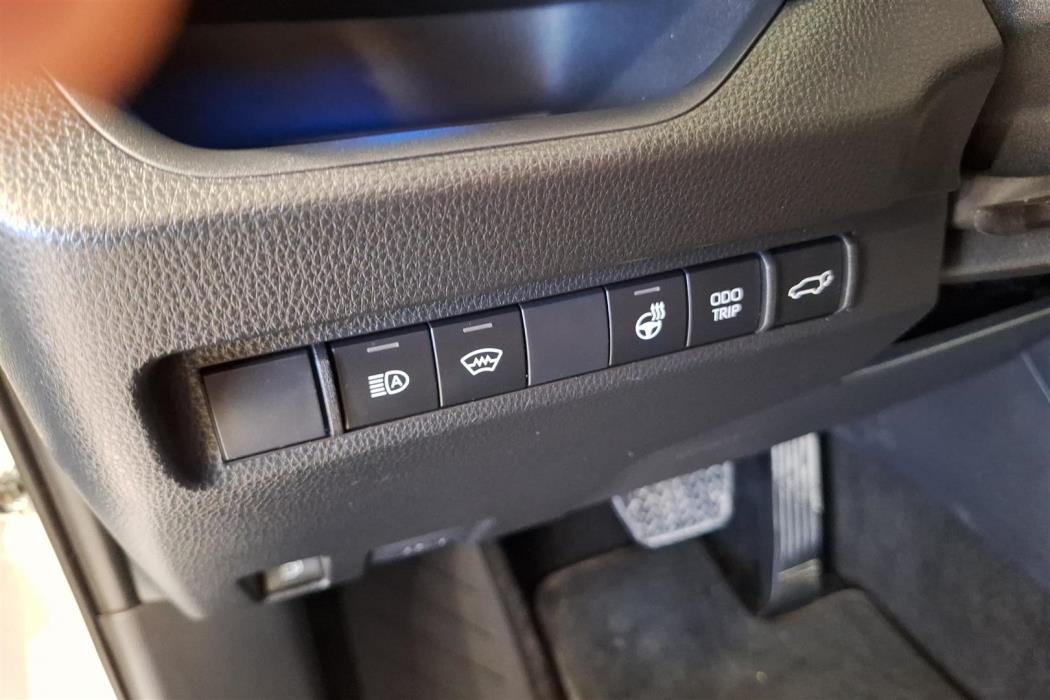 Toyota RAV4 Plug-in 2025