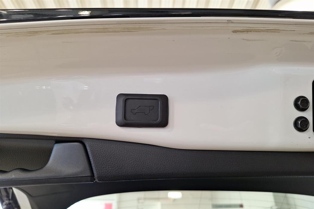 Toyota RAV4 Plug-in 2025