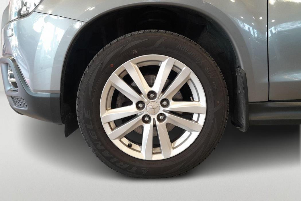 MITSUBISHI ASX 2011