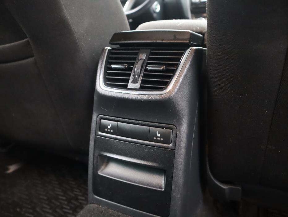 SKODA OCTAVIA 2016