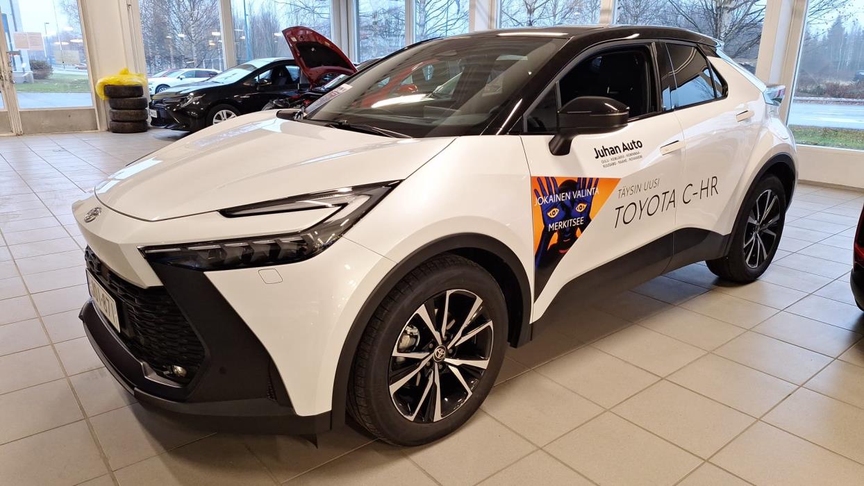 Toyota C-HR 2025