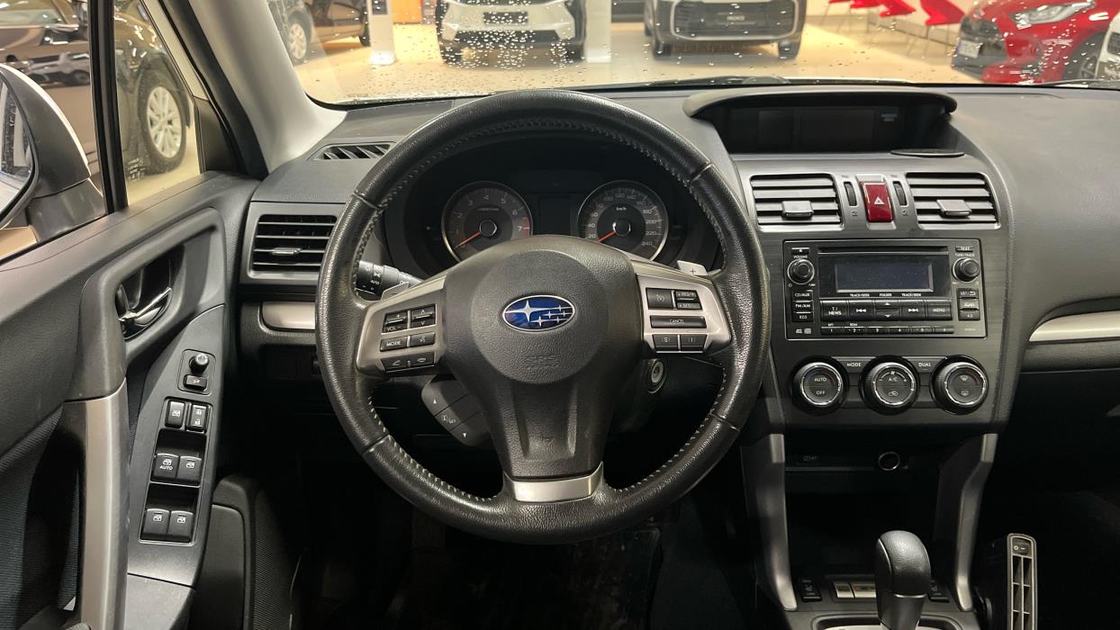 SUBARU FORESTER 2014