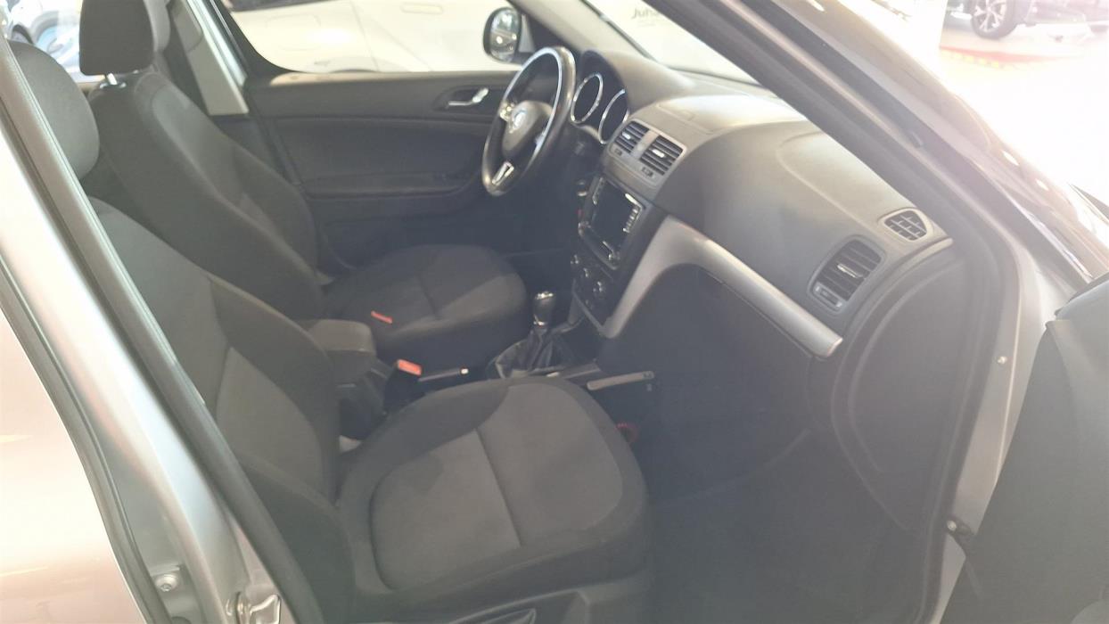 SKODA YETI 2016