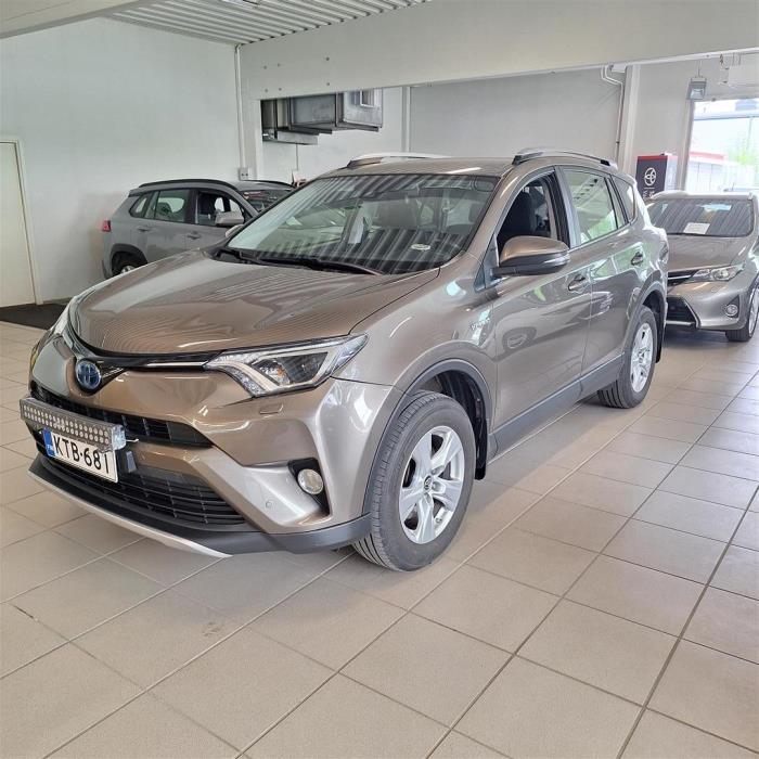 TOYOTA RAV4 2018