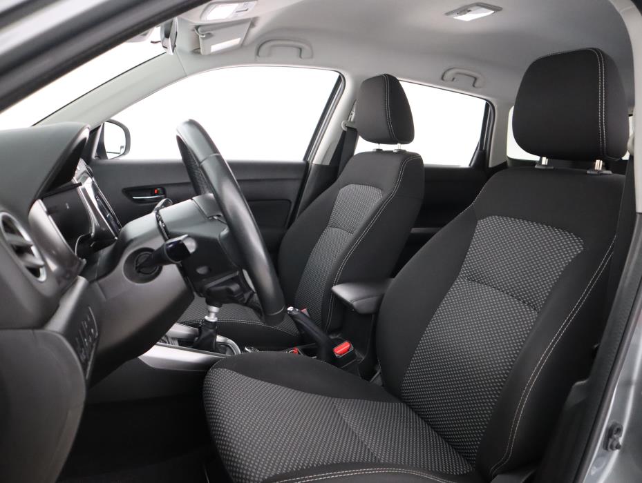 SUZUKI Vitara 2021