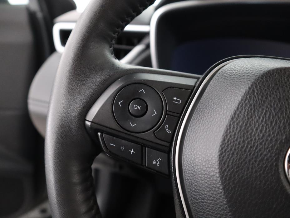 TOYOTA Corolla Cross 2024