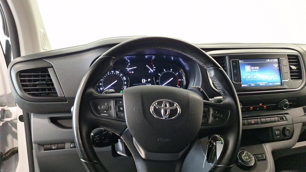 TOYOTA PROACE 2022