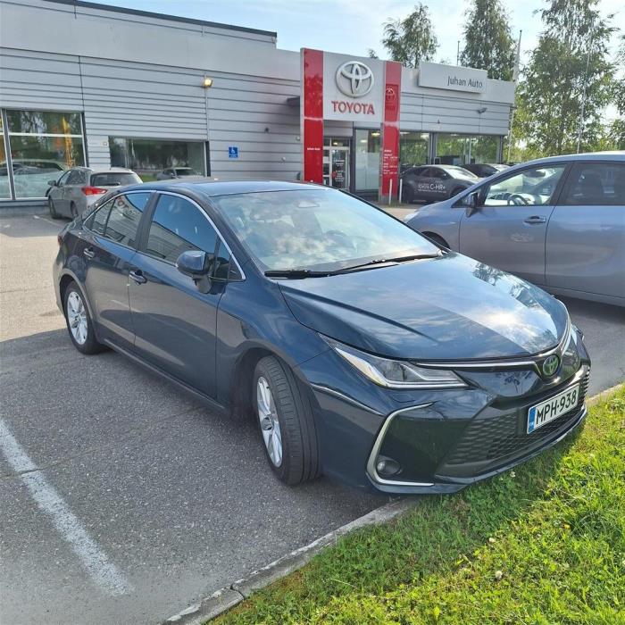 TOYOTA Corolla 2023