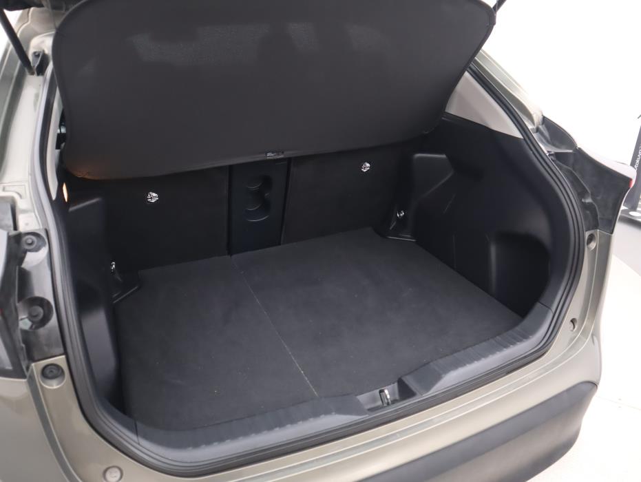 TOYOTA Yaris Cross 2023