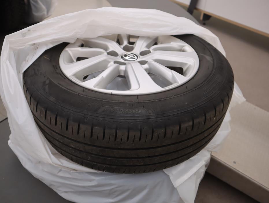 TOYOTA Yaris Cross 2023