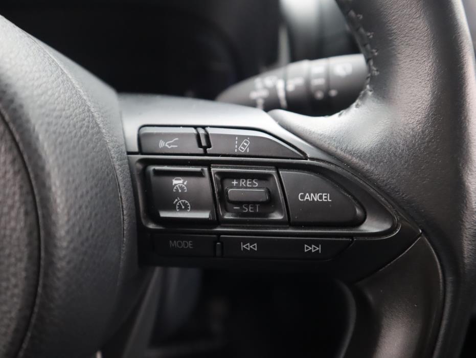 TOYOTA Yaris Cross 2023