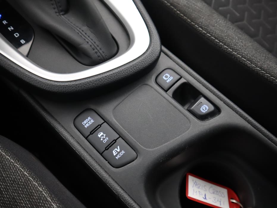 TOYOTA Yaris Cross 2023