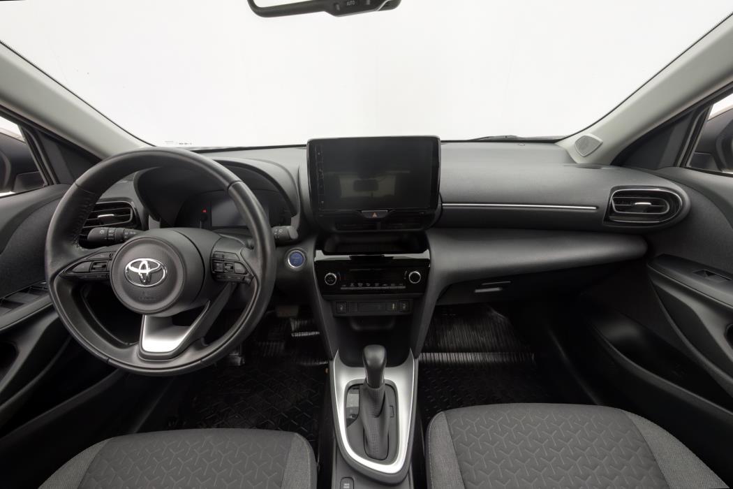 TOYOTA Yaris Cross 2023