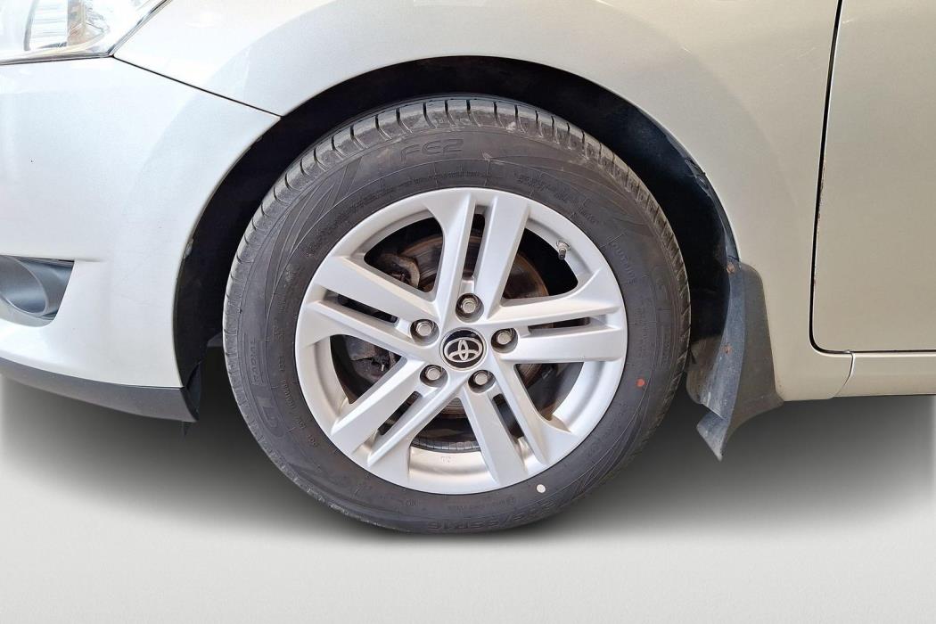 TOYOTA Auris 2007