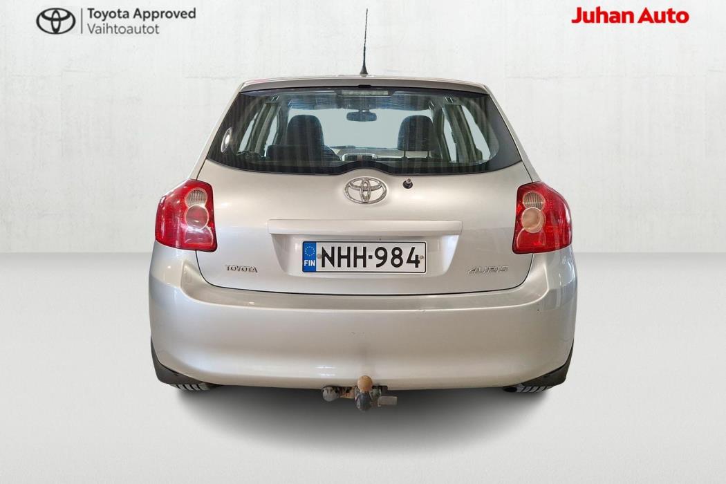 TOYOTA Auris 2007