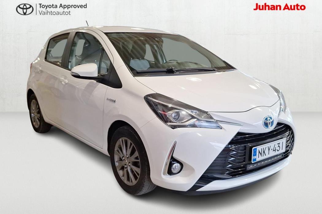 TOYOTA Yaris 2017