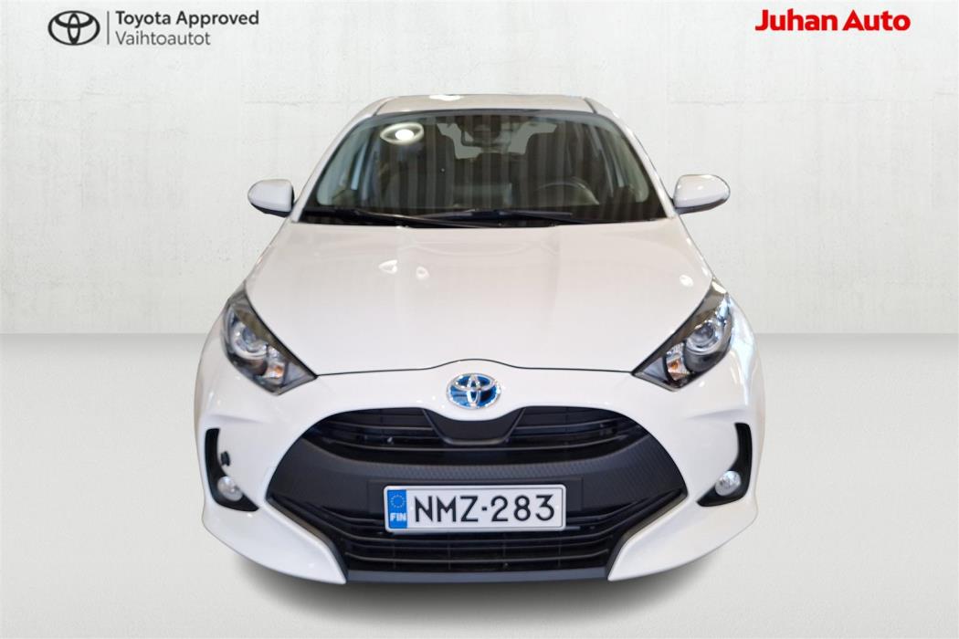 TOYOTA Yaris 2023