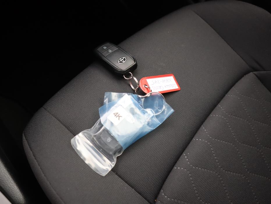 TOYOTA Corolla Cross 2023