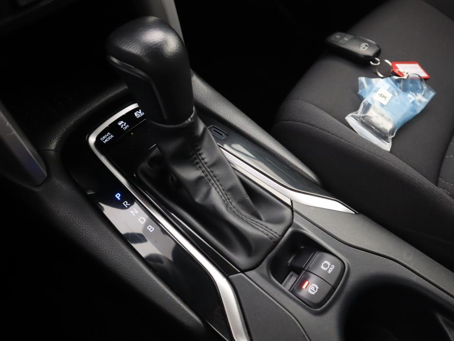 TOYOTA Corolla Cross 2023