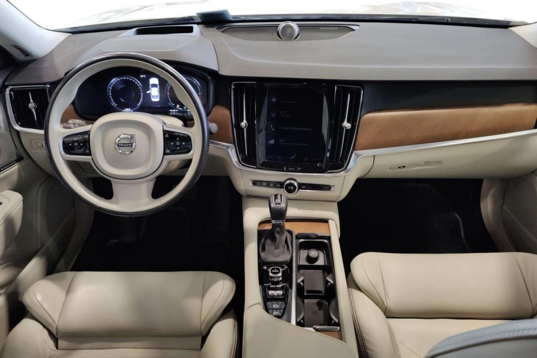 VOLVO S90 2017