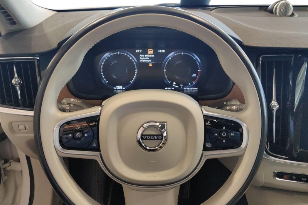 VOLVO S90 2017