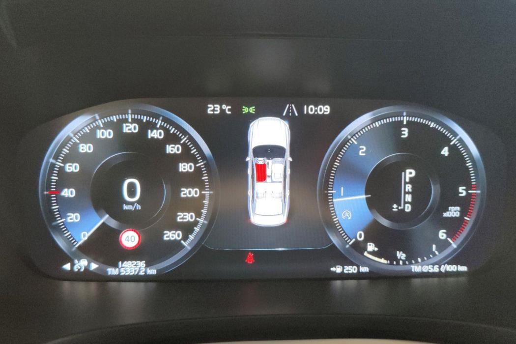 VOLVO S90 2017