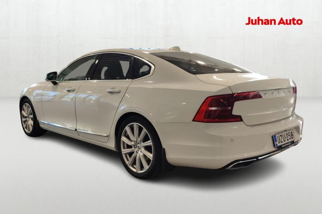 VOLVO S90 2017
