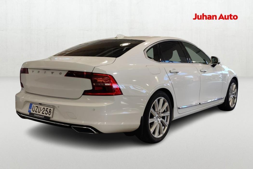 VOLVO S90 2017