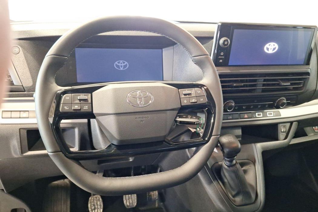 Toyota Proace 2025