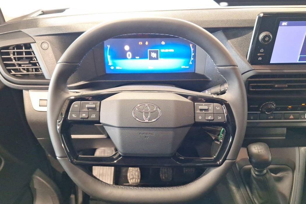 Toyota Proace 2025