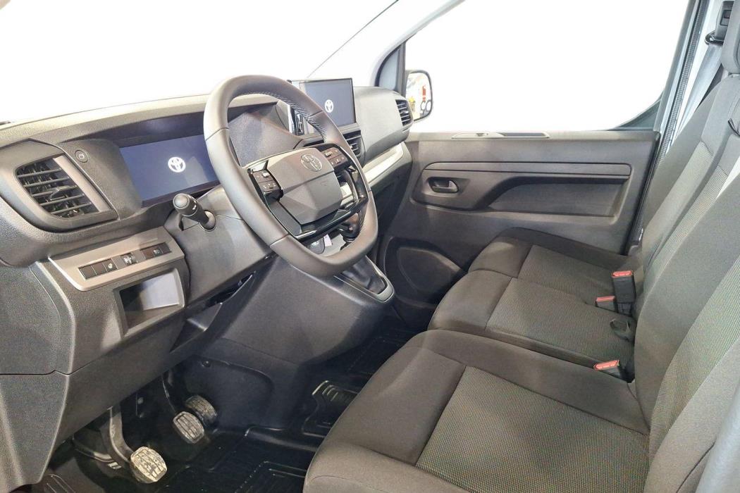 Toyota Proace 2025
