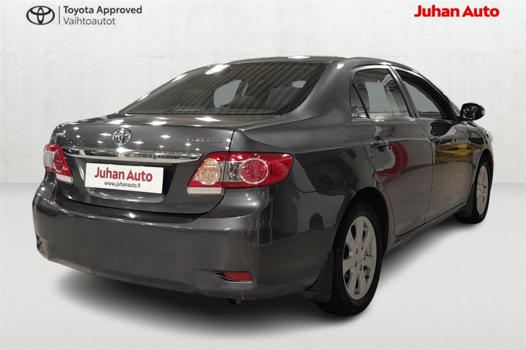 TOYOTA Corolla 2011