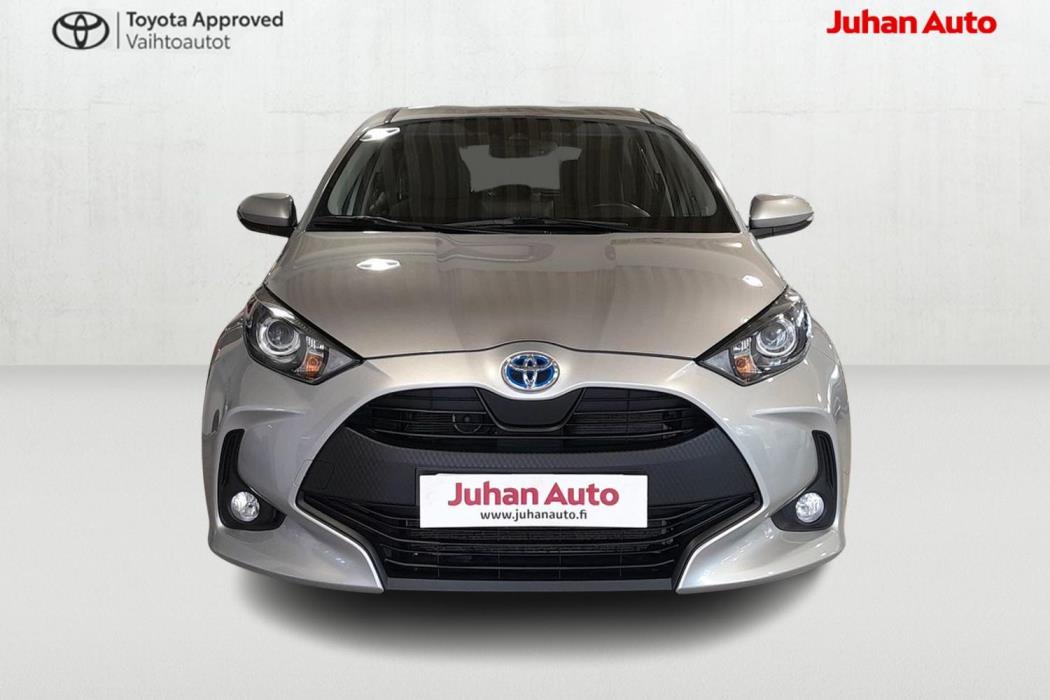TOYOTA Yaris 2023