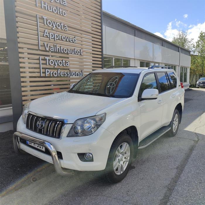 TOYOTA Land Cruiser 2012