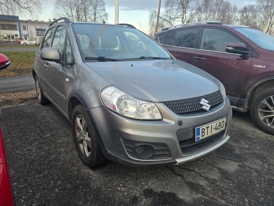 SUZUKI SX4 2010