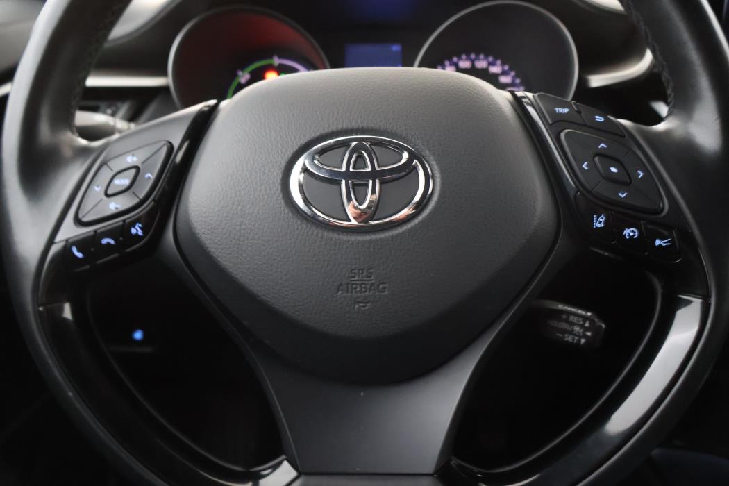 TOYOTA C-HR 2019