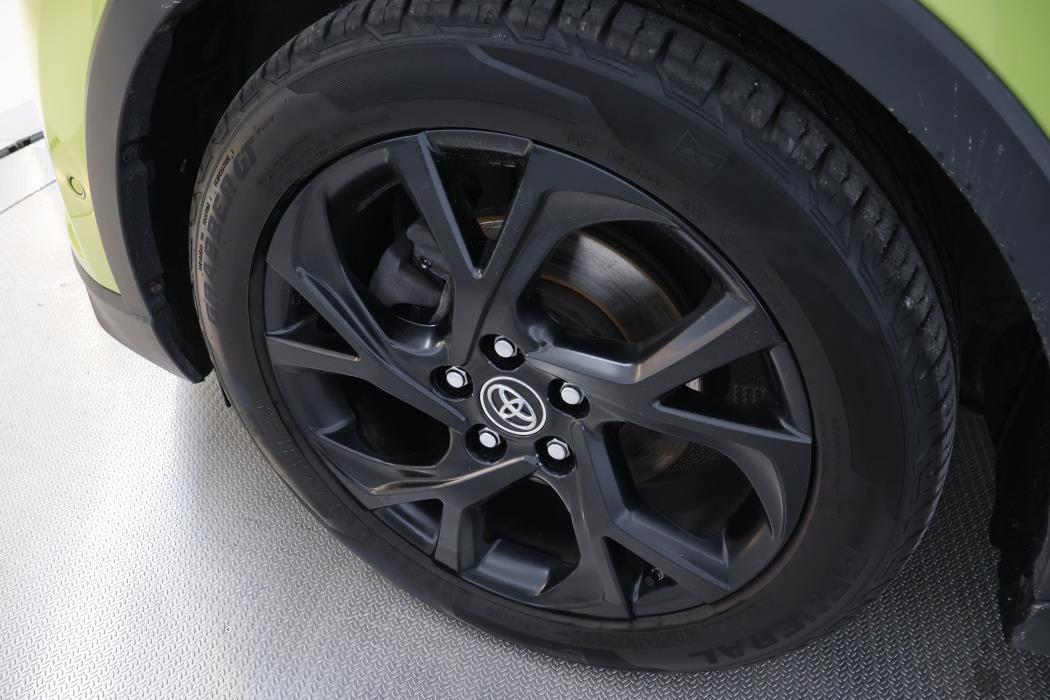TOYOTA C-HR 2019