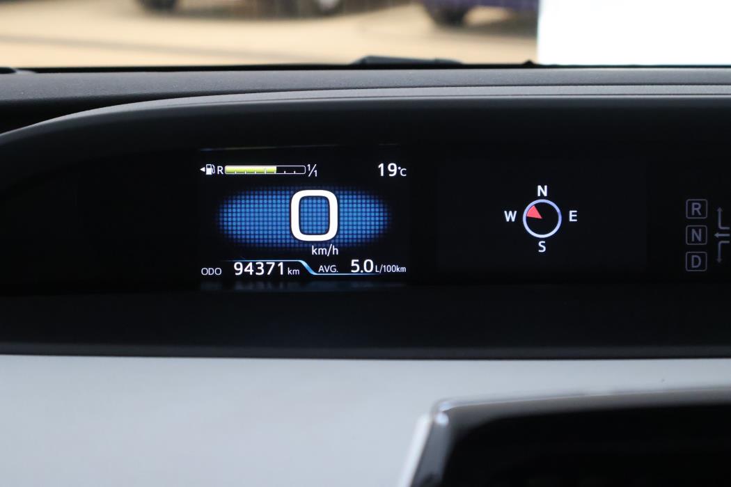 TOYOTA Prius 2019