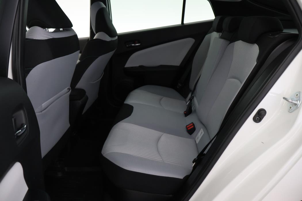TOYOTA Prius 2019