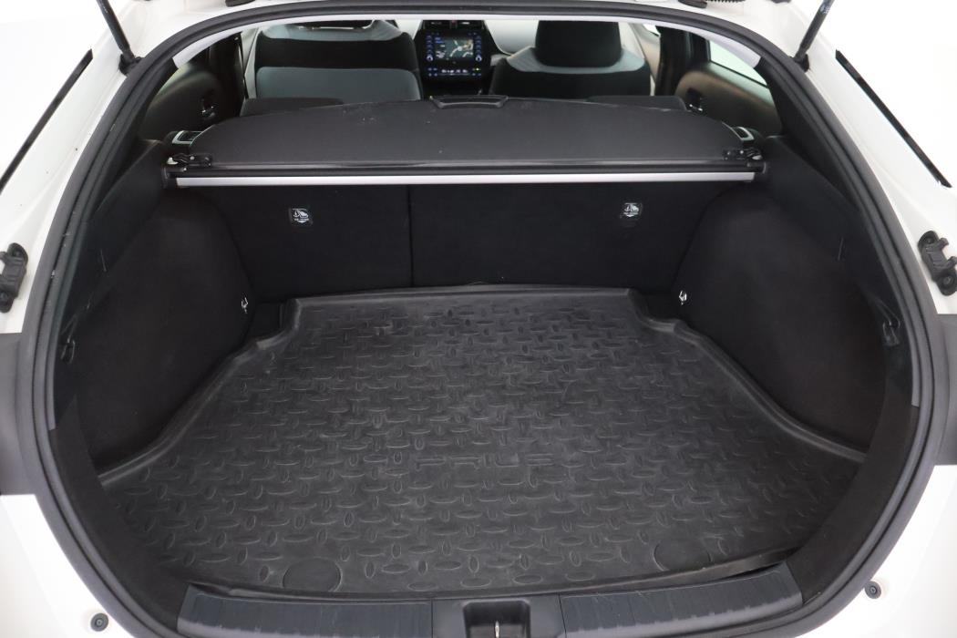 TOYOTA Prius 2019