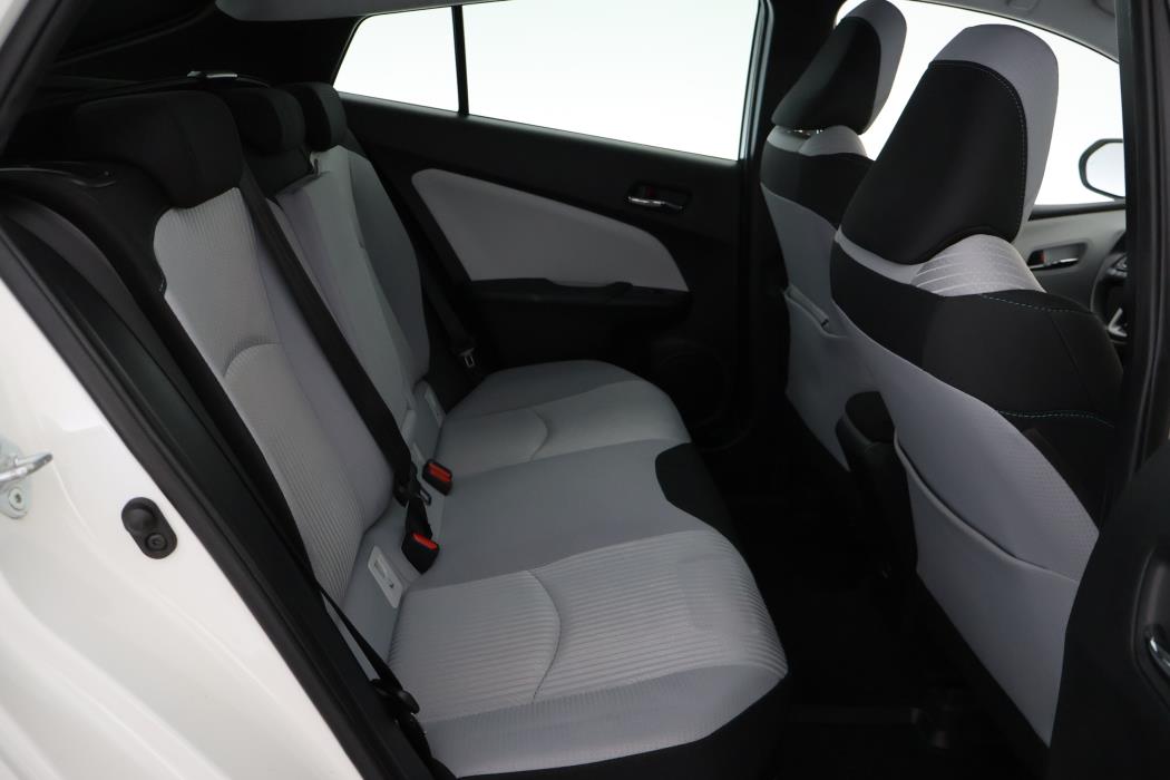 TOYOTA Prius 2019