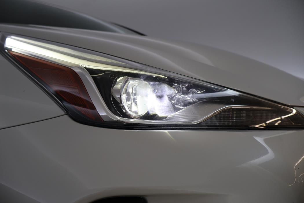 TOYOTA Prius 2019