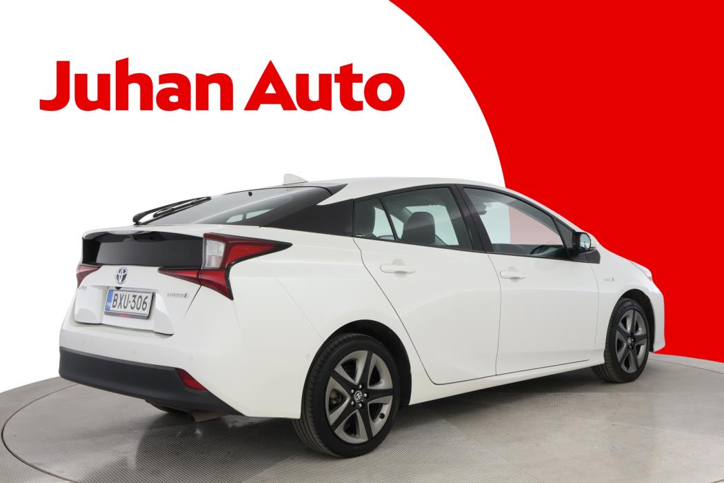 TOYOTA Prius 2019