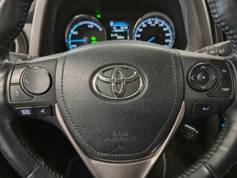 TOYOTA RAV4 2018