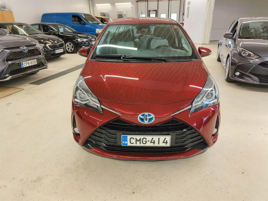 TOYOTA Yaris 2019