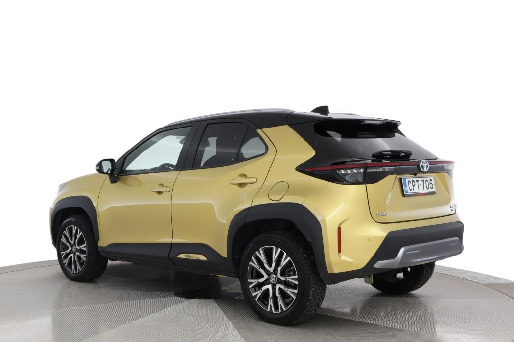 TOYOTA Yaris Cross 2021
