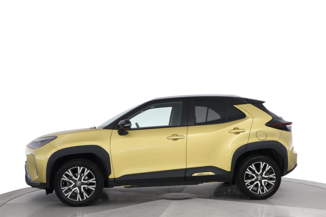 TOYOTA Yaris Cross 2021