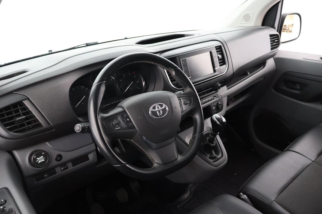 TOYOTA PROACE 2022