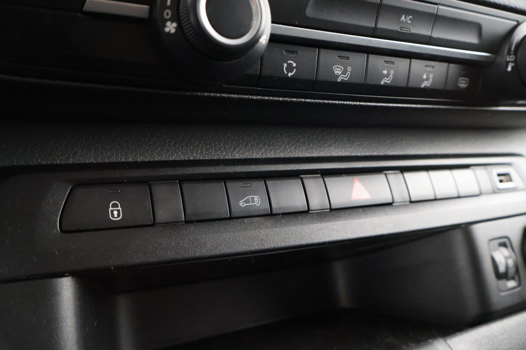 TOYOTA PROACE 2022